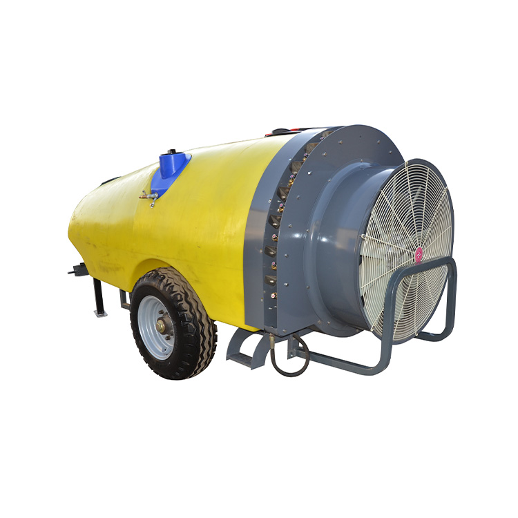 Spraeálaithe Séidire Mist Tarracóir